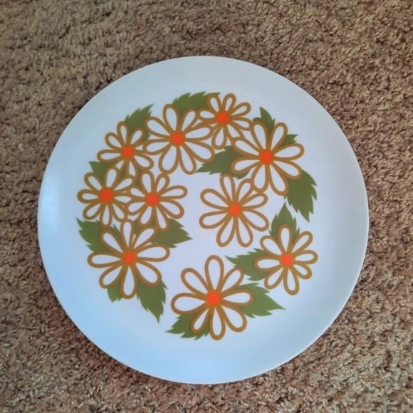 Vintage MCM Texas Ware 9" melamine 70s floral pattern dinner plates 4 pieces - Picture 3 of 10